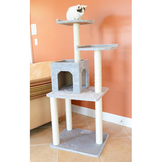 Climbing cat tree with sisal scratching posts in Gray