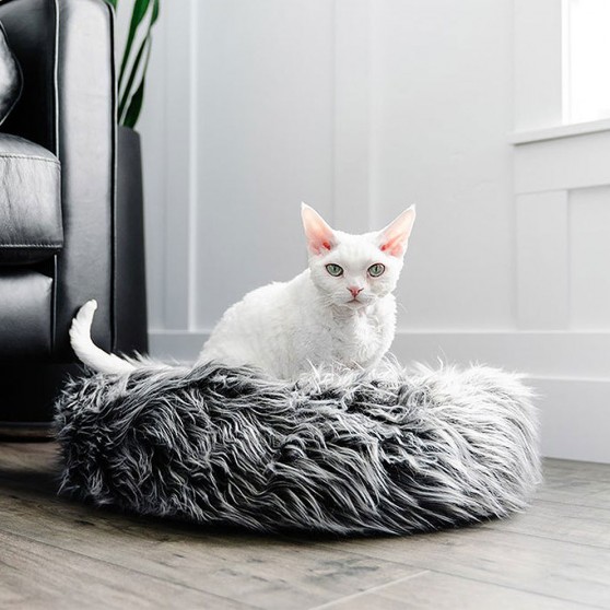 Faux Fur Cat Bed Round