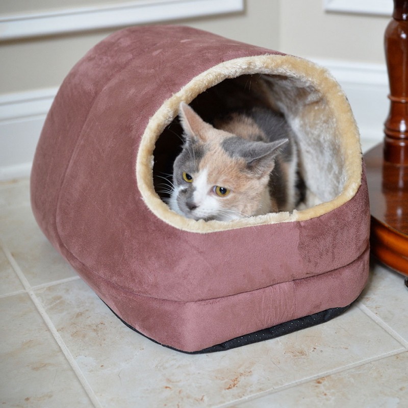 Suede Cat Bed in Beige/Indian Red for Indoor Use Only Suede Cat Bed in Beige/Indian Red for Indoor Use Only
