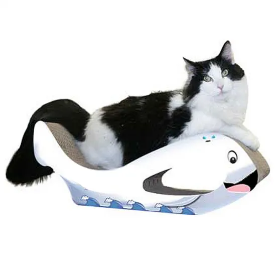 Beluga scratching pad for medium size cats